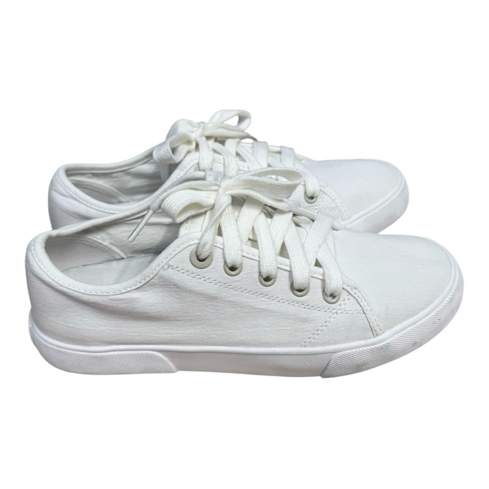 Vionic White Canvas Lace-Up Sneakers